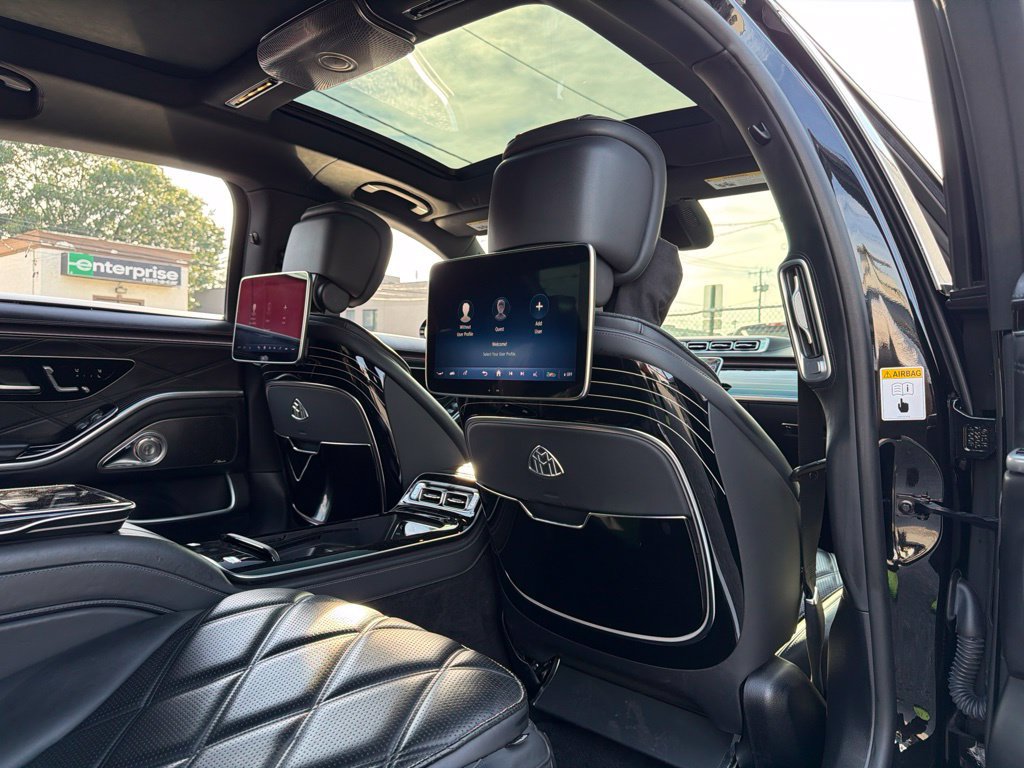 Used 2023 Mercedes-Benz Maybach S 580 4MATIC image 13