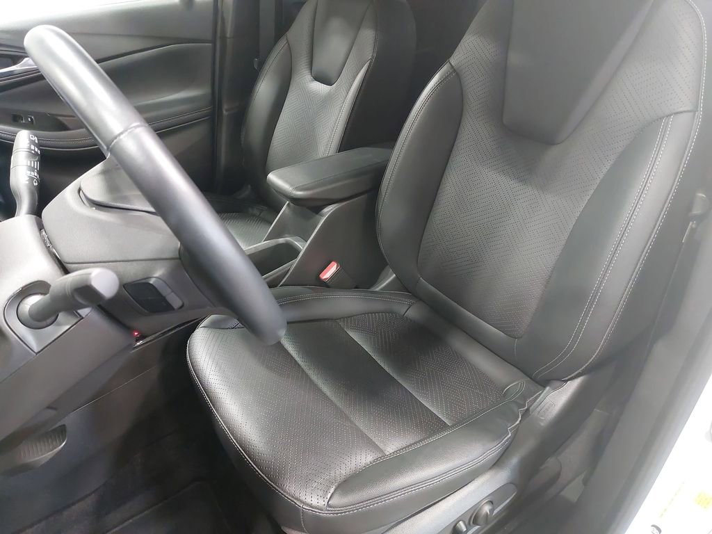 Used 2022 Buick Encore GX Essence w/ Experience Buick Package AWD/4WD image 15