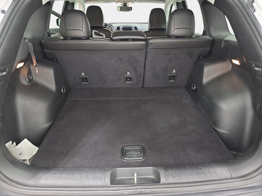 Used 2019 Jeep Cherokee Latitude Plus w/ Comfort/Convenience Group AWD/4WD image 34