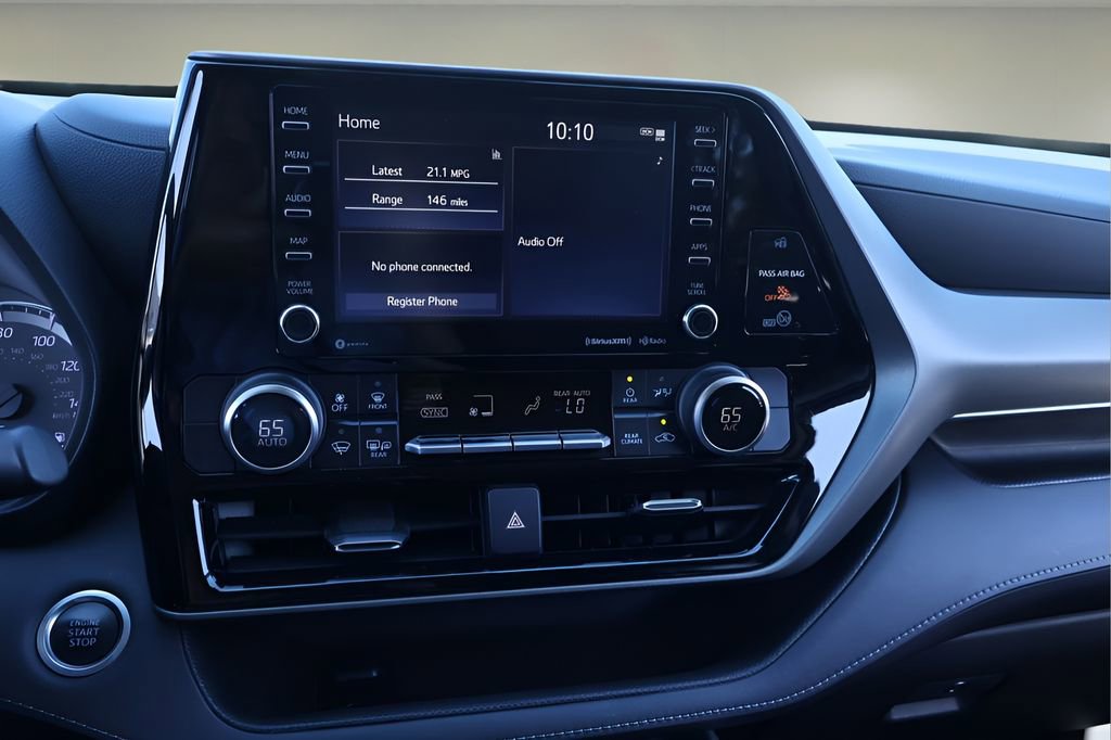Certified 2020 Toyota Highlander LE FWD image 22