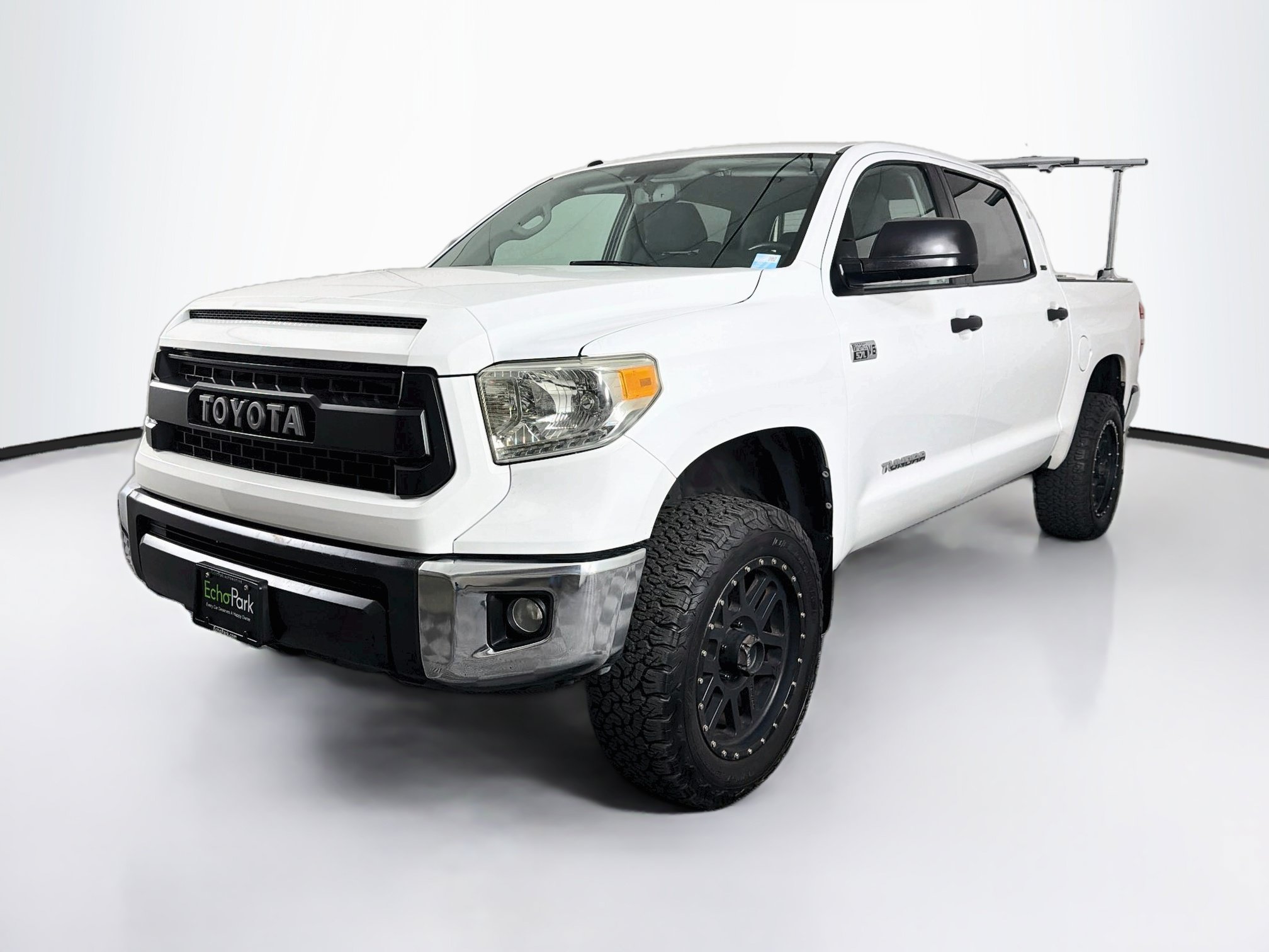 Used 2014 Toyota Tundra SR5 w/ SR5 Upgrade Package AWD/4WD image 3