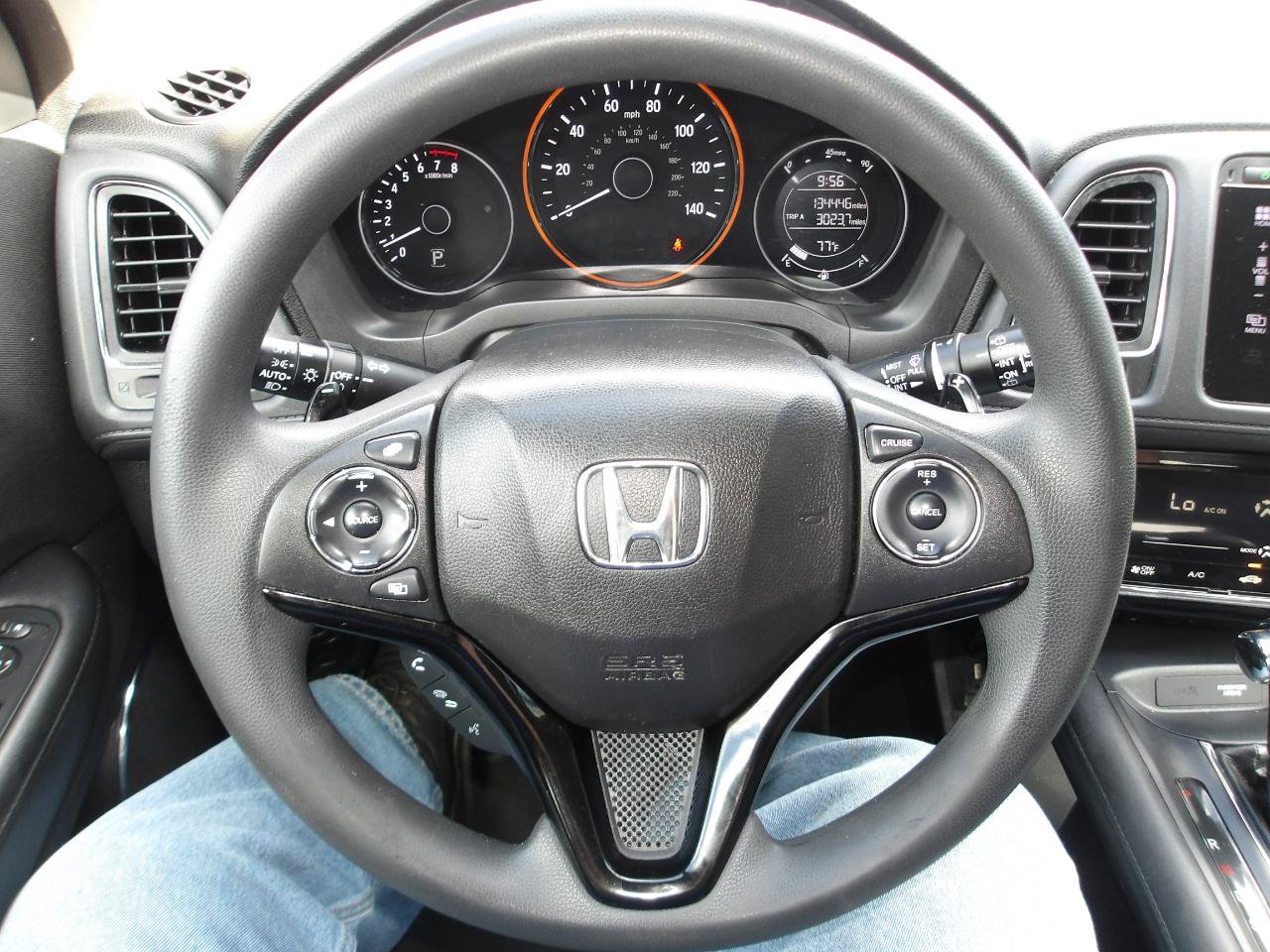 Used 2016 Honda HR-V EX image 15