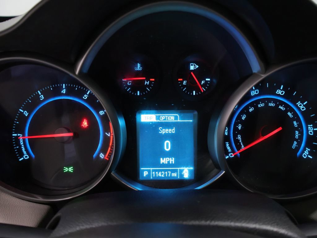 Used 2014 Chevrolet Cruze LT image 36