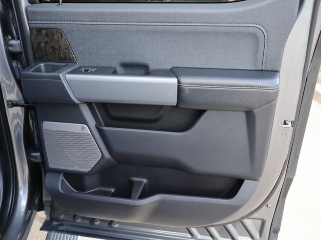 Used 2024 Ford F350 Lariat w/ Lariat Ultimate Package image 19