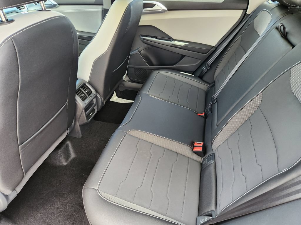 New 2026 Volkswagen Taos SE AWD/4WD image 19