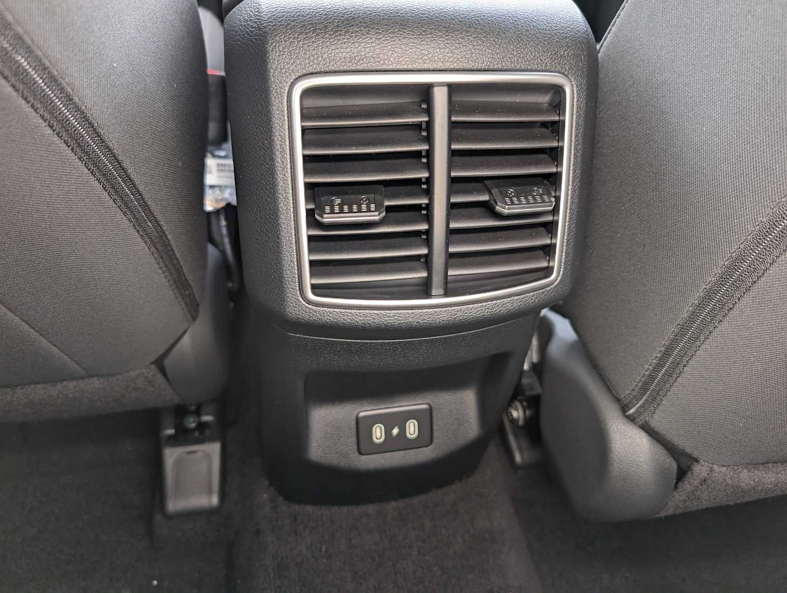 New 2026 Kia Sportage LX w/ LX Convenience Package AWD/4WD image 15