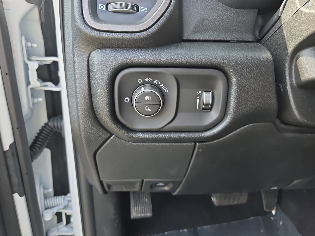 New 2026 RAM 3500 Tradesman image 27