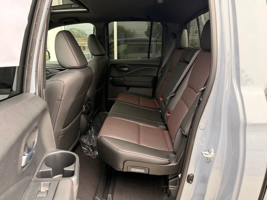 New 2026 Honda Ridgeline Black Edition image 16