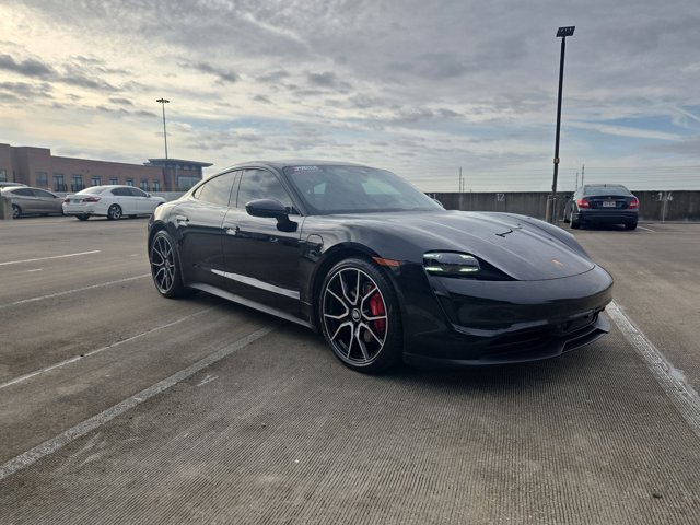 Used 2024 Porsche Taycan 4S image 3