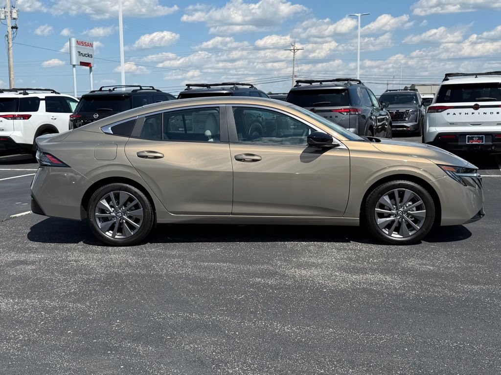 New 2026 Nissan Sentra SL w/ Floor Mat Package FWD image 3