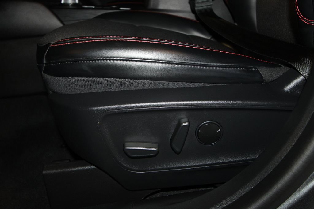 Used 2025 Ford Escape ST-Line Select w/ Tech Pack #1 AWD/4WD image 7