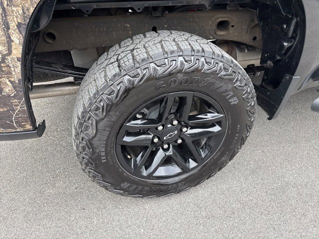 Used 2025 Chevrolet Silverado 1500 Custom Trail Boss w/ Realtree Special Edition image 9