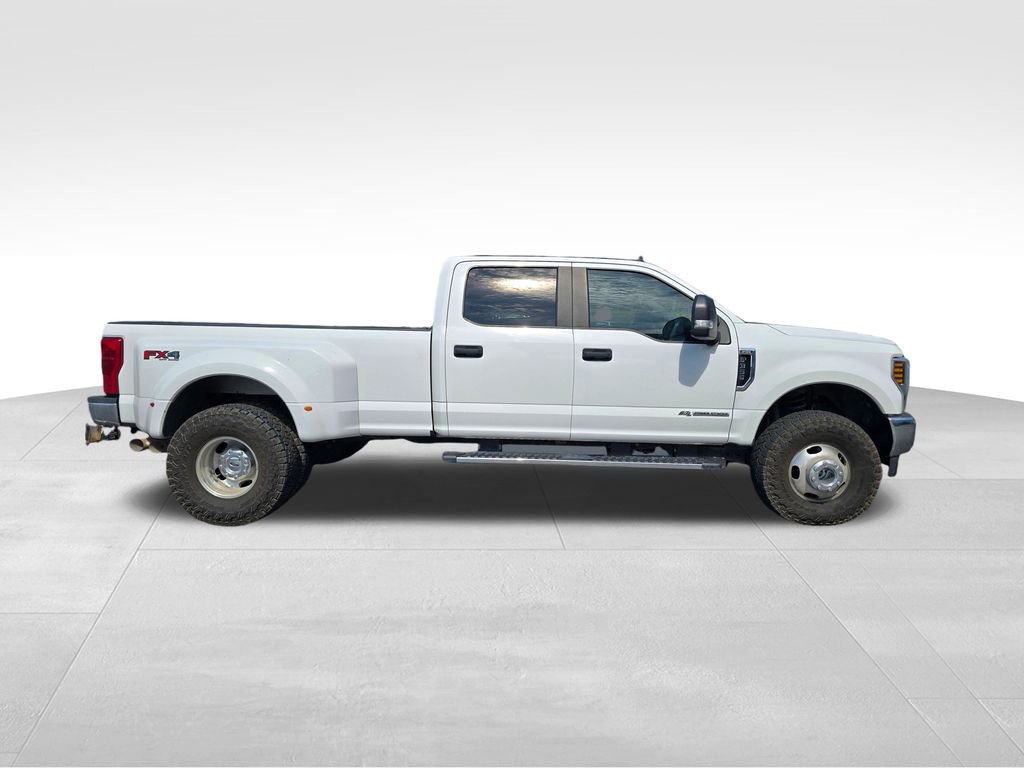 Used 2019 Ford F350 XL w/ STX Appearance Package AWD/4WD image 9