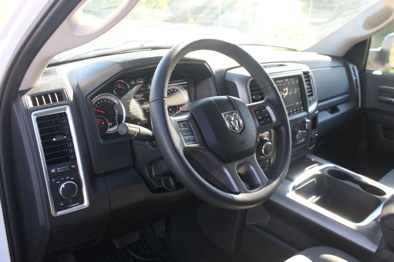 Used 2023 RAM 1500 Classic SLT w/ Trailer & Traction Group AWD/4WD image 15