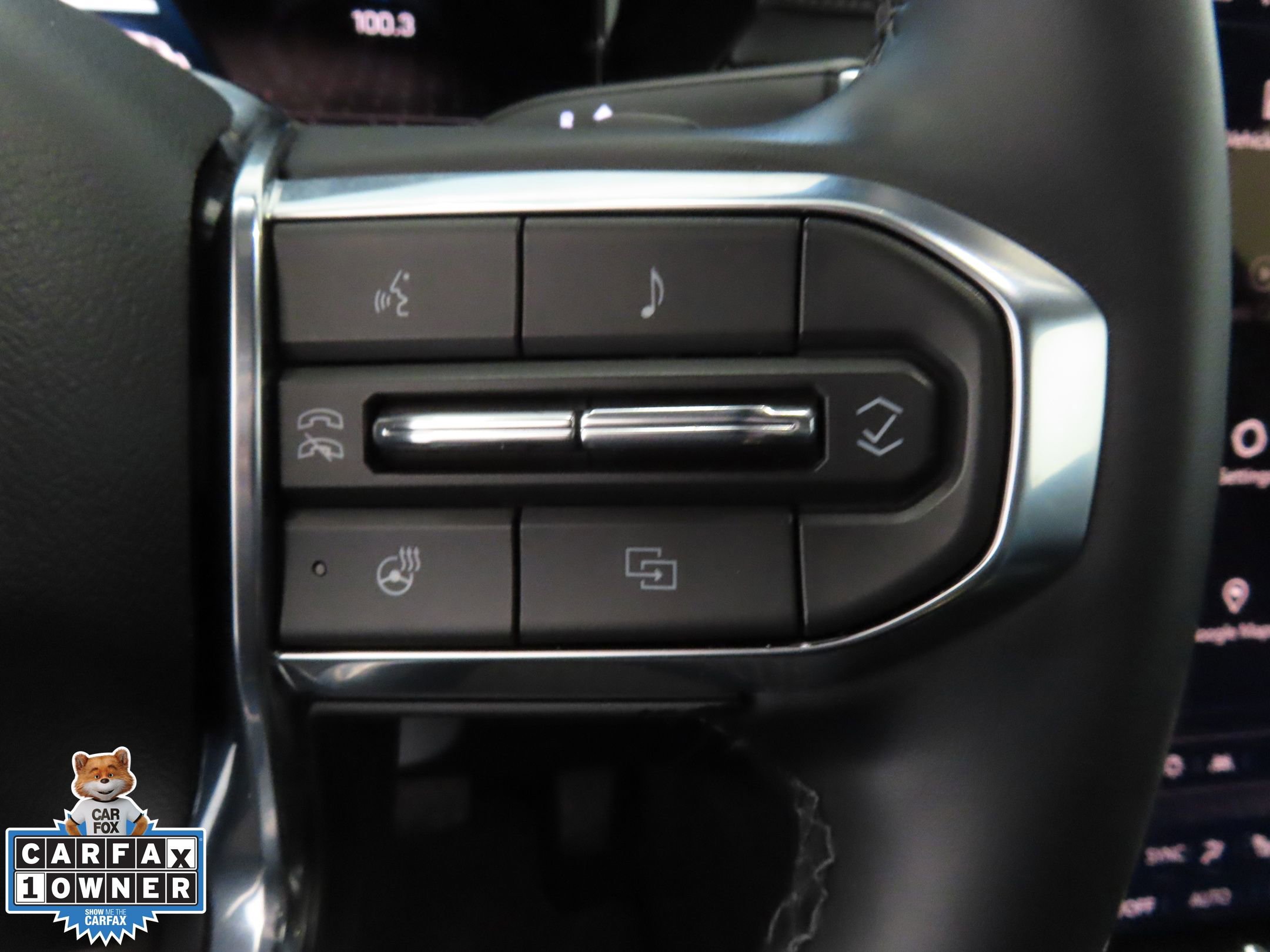 Used 2025 GMC Acadia Elevation image 16