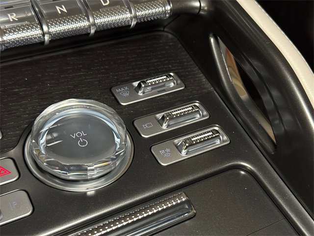 New 2026 Lincoln Nautilus Reserve image 29