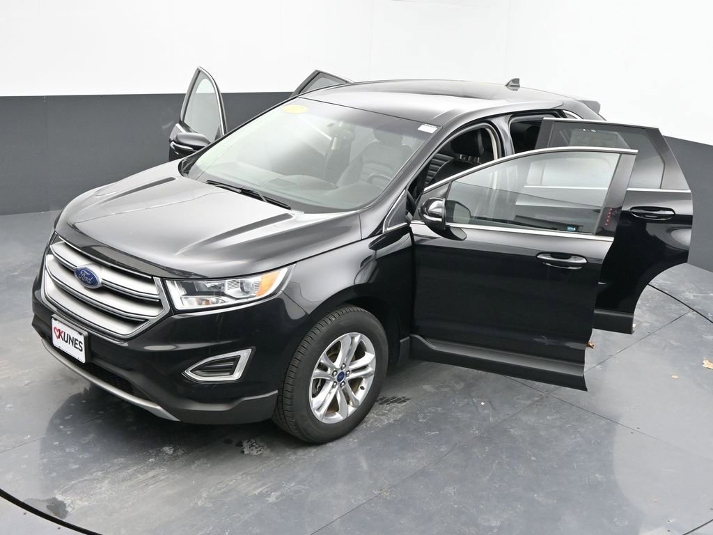 Used 2017 Ford Edge SEL w/ Equipment Group 201A image 63