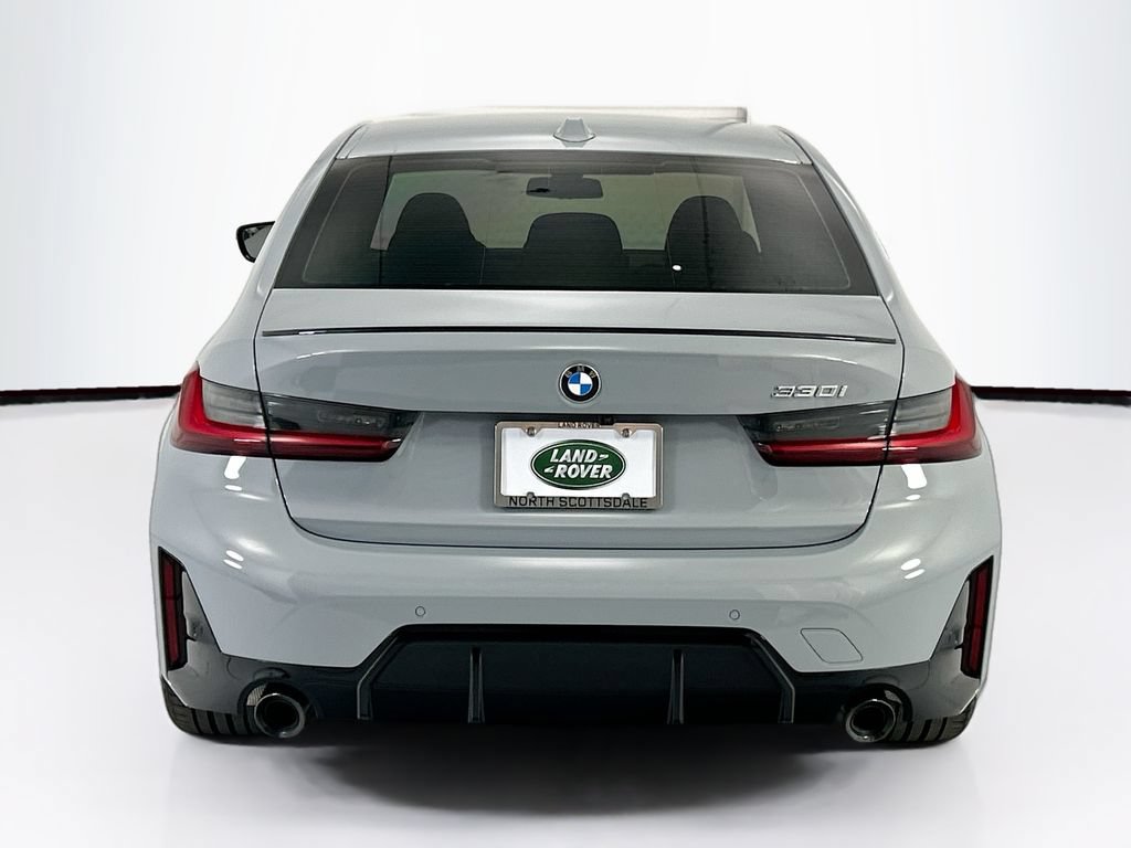 Used 2026 BMW 330i Sedan w/ M Sport Package RWD image 6