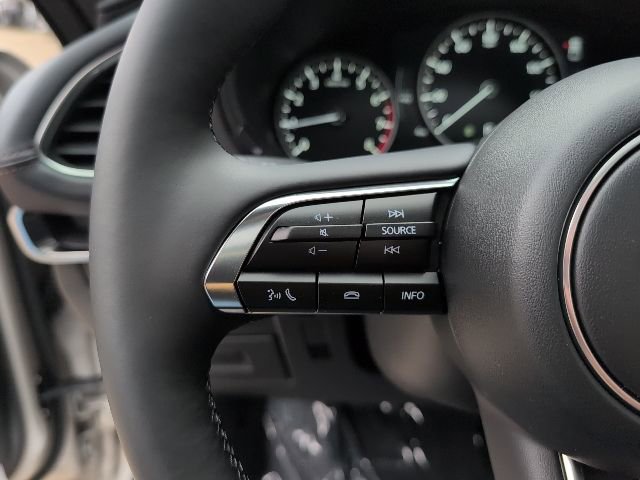 New 2026 MAZDA MAZDA3 Hatchback w/Premium Plus Pkg image 18