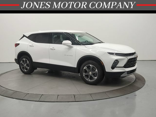 New 2026 Chevrolet Blazer LT FWD image 1