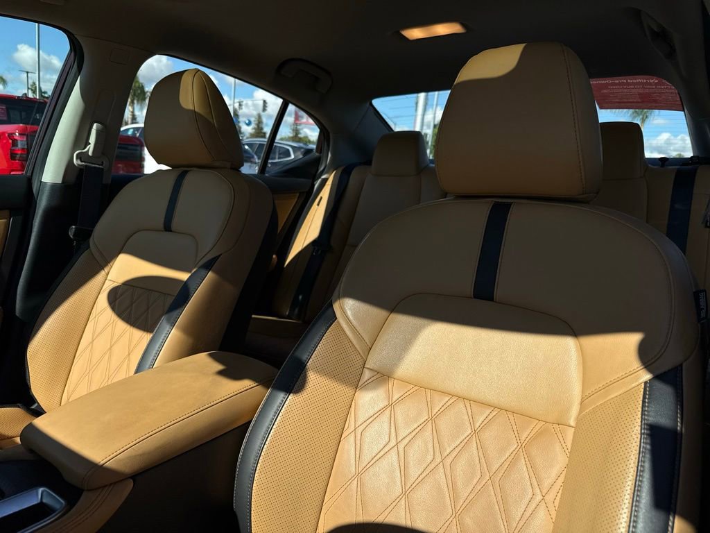 Certified 2025 Nissan Sentra SV w/ SV Premium Package FWD image 15