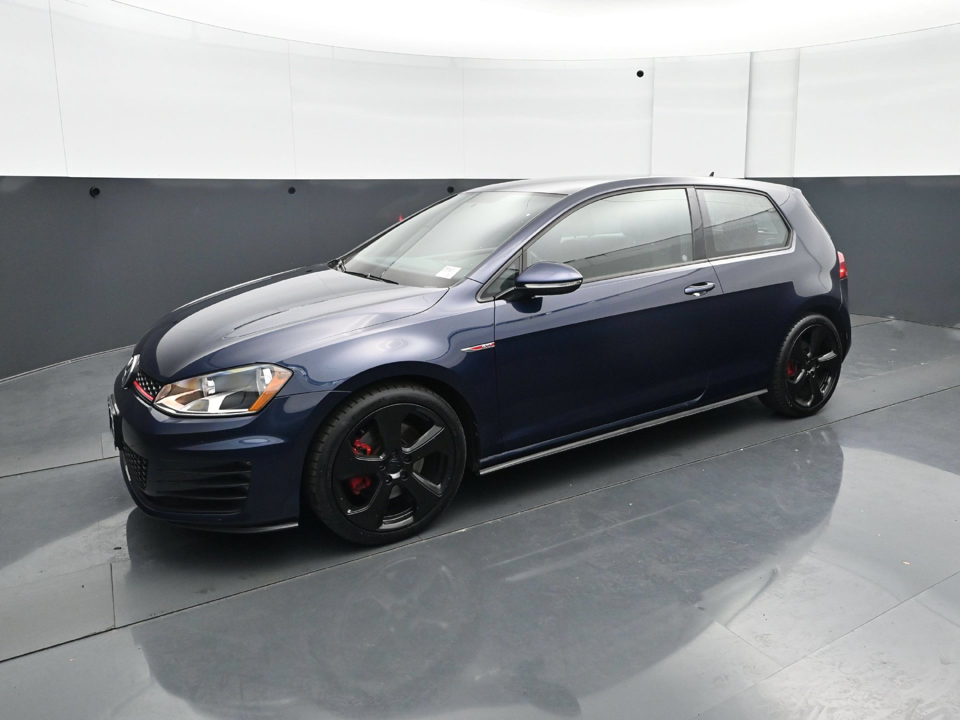Used 2016 Volkswagen GTI S FWD image 2