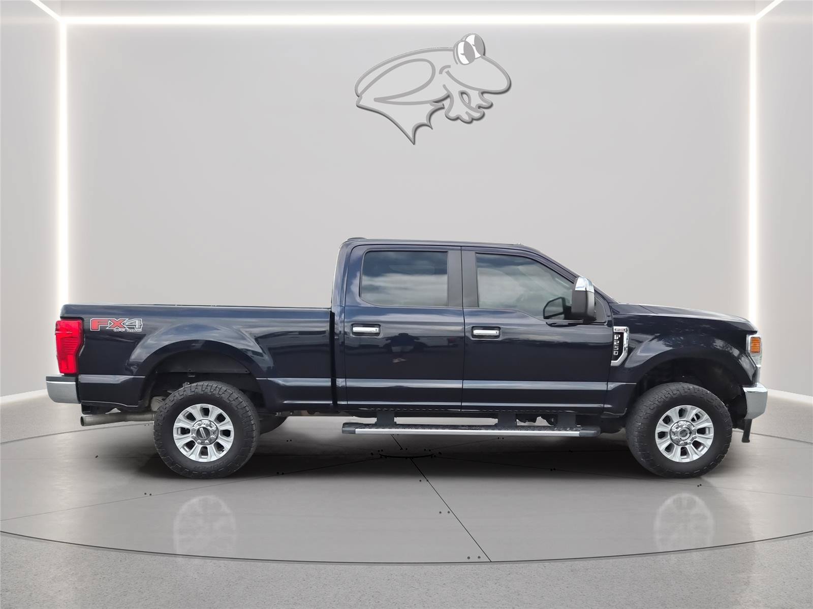 Used 2021 Ford F250 XL w/ STX Appearance Package AWD/4WD image 6