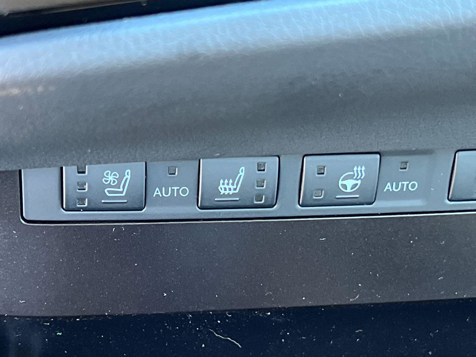 New 2025 Lexus ES 350 w/ Premium Package image 24