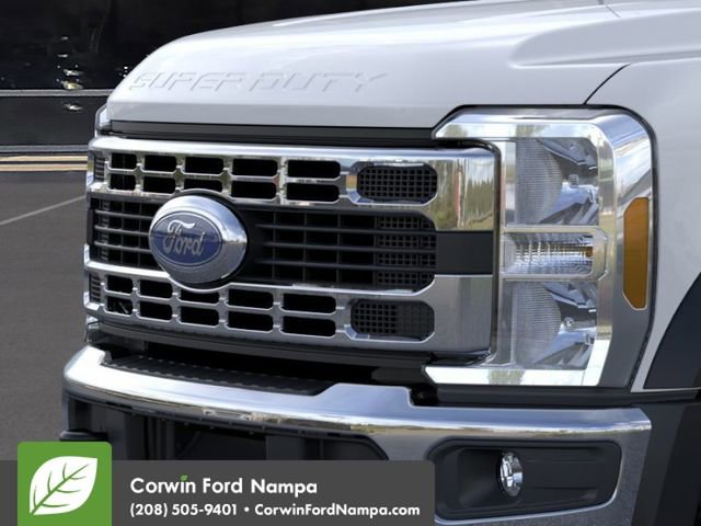 New 2025 Ford F600 4x4 Regular Cab Super Duty w/ XL Chrome Package image 17