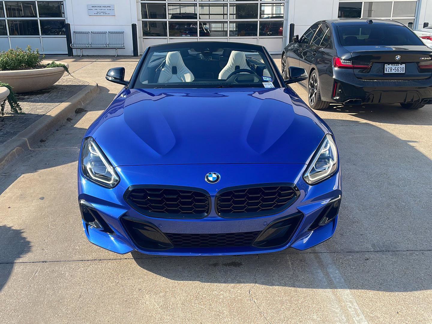 Used 2023 BMW Z4 sDrive30i w/ Premium Package RWD image 2