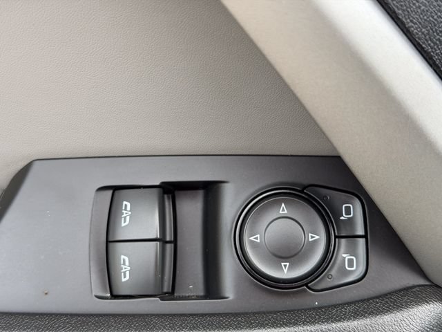 Used 2018 Chevrolet Camaro SS RWD image 20