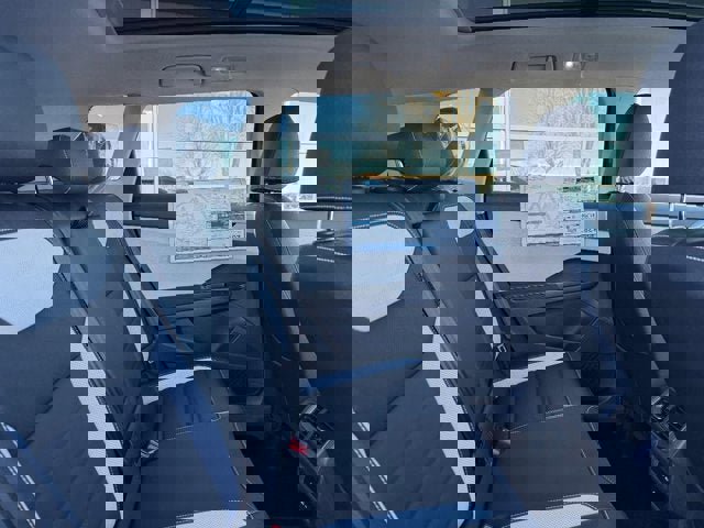 New 2026 Volkswagen Taos SEL AWD/4WD image 5