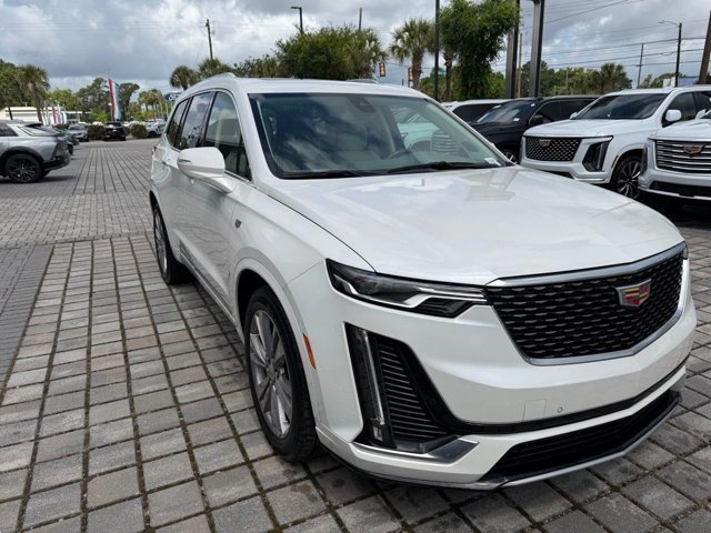 Certified 2023 Cadillac XT6 Premium Luxury FWD image 5