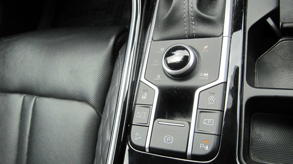 Used 2023 Kia Sorento SX AWD/4WD image 22