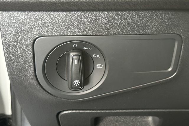 Certified 2024 Volkswagen Tiguan S image 33