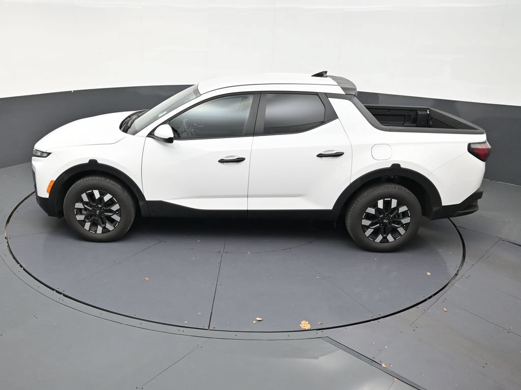 Used 2026 Hyundai Santa Cruz SE FWD image 13