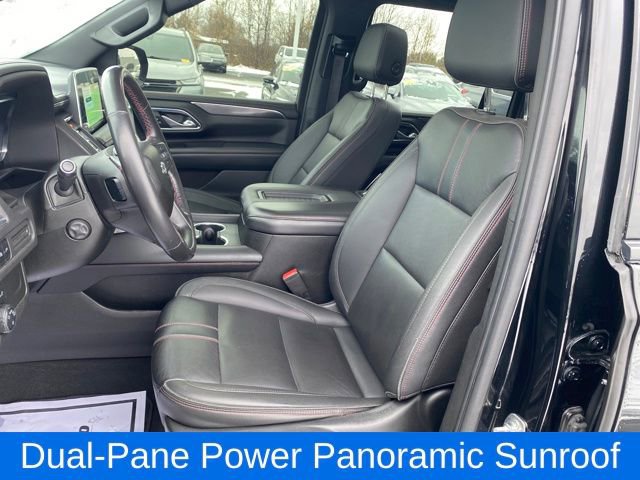 Used 2022 Chevrolet Suburban RST w/ Luxury Package image 17