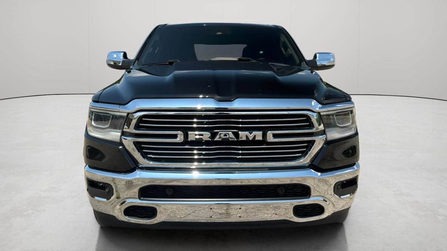 Used 2022 RAM 1500 Laramie AWD/4WD image 11