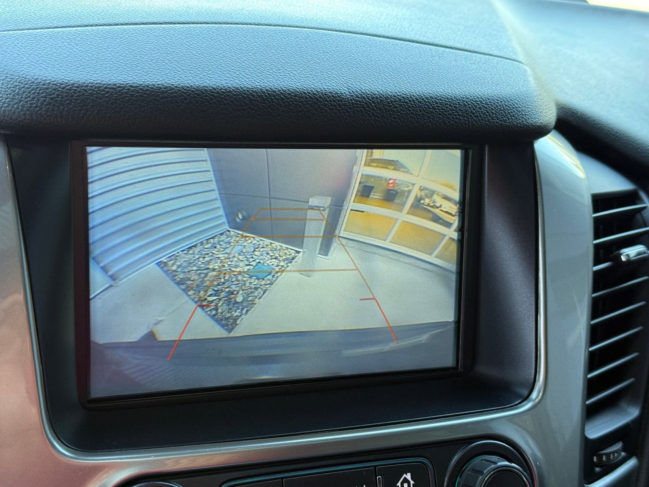 Used 2020 Chevrolet Tahoe Premier w/ 6.2L Performance Package image 21