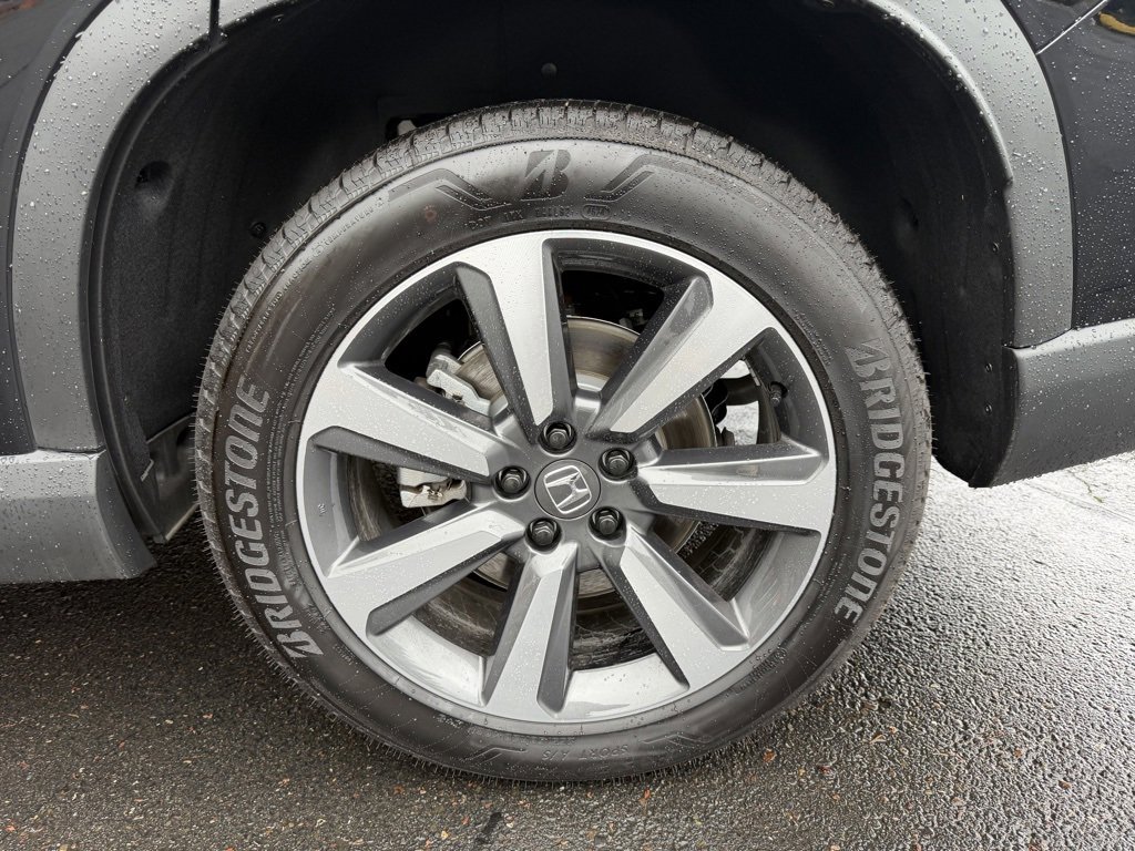 Used 2025 Honda Pilot Elite image 10