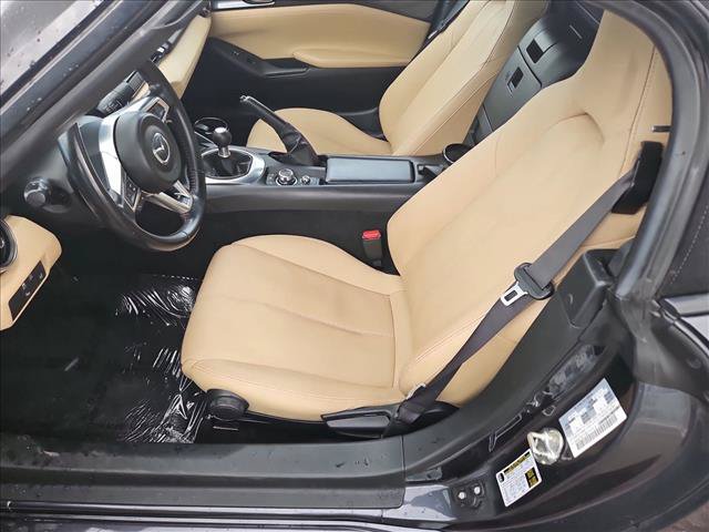 Used 2016 MAZDA MX-5 Miata Grand Touring RWD image 13