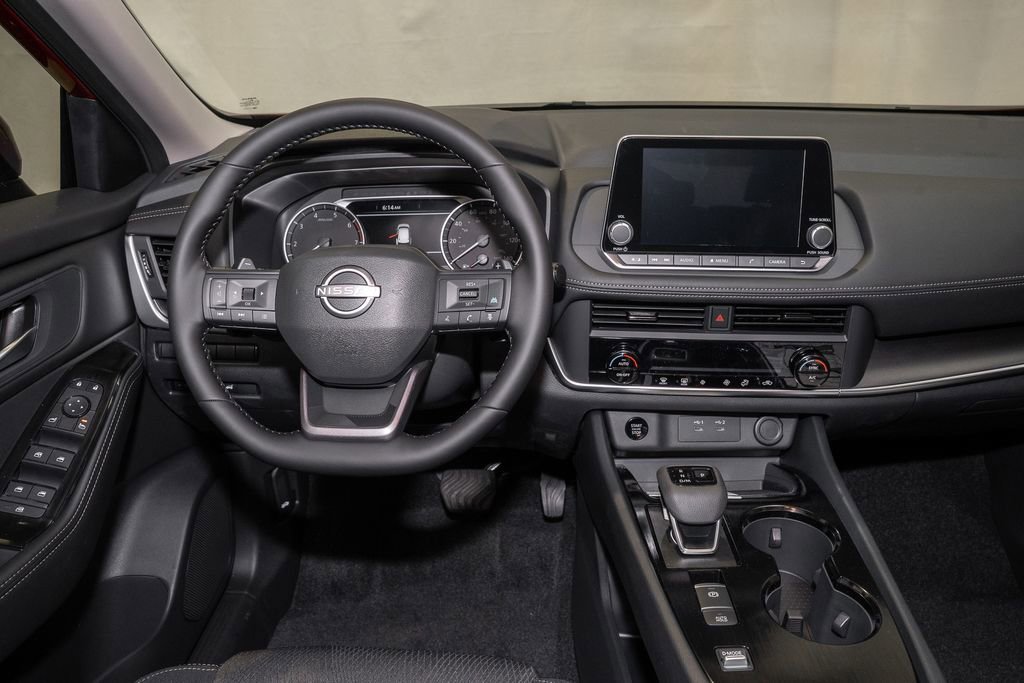 New 2026 Nissan Rogue SV image 8