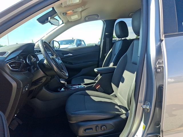 Used 2023 Buick Encore GX Select w/ Sport Touring Package AWD/4WD image 15
