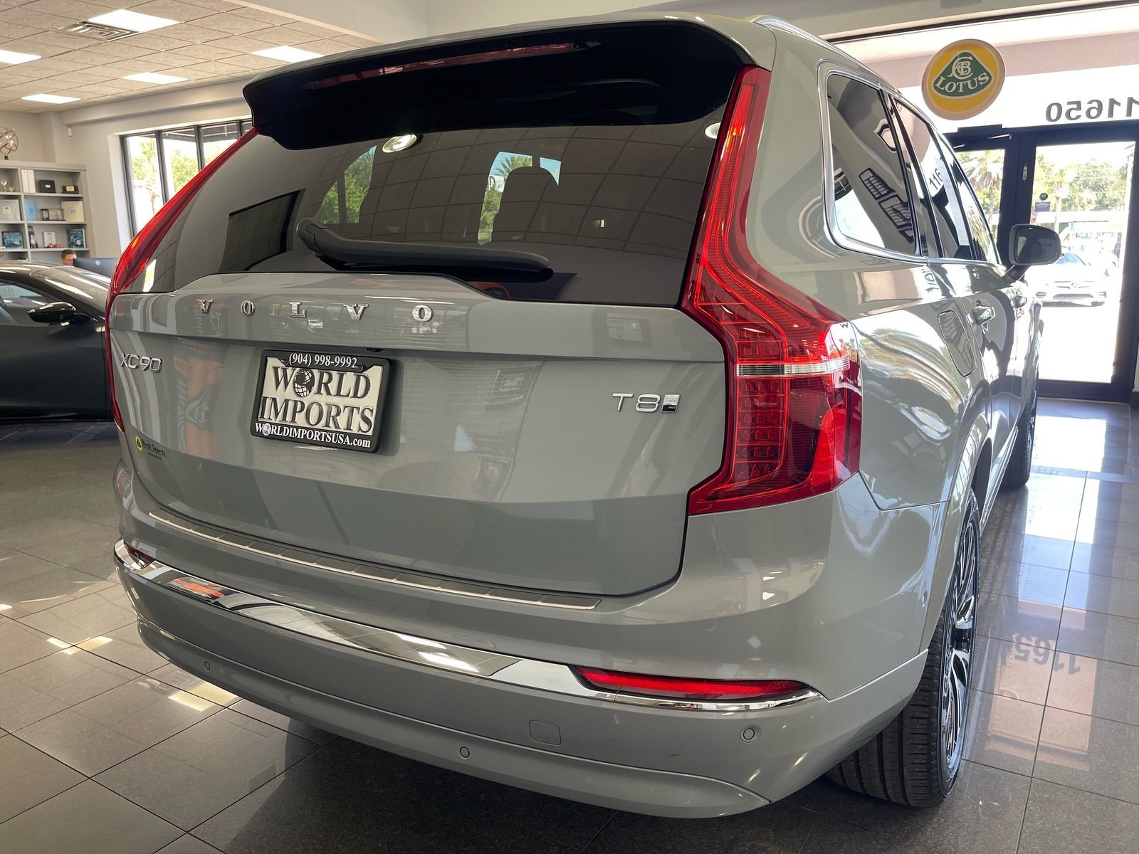 Used 2025 Volvo XC90 T8 Plus w/ Protection Package Premier AWD/4WD image 18