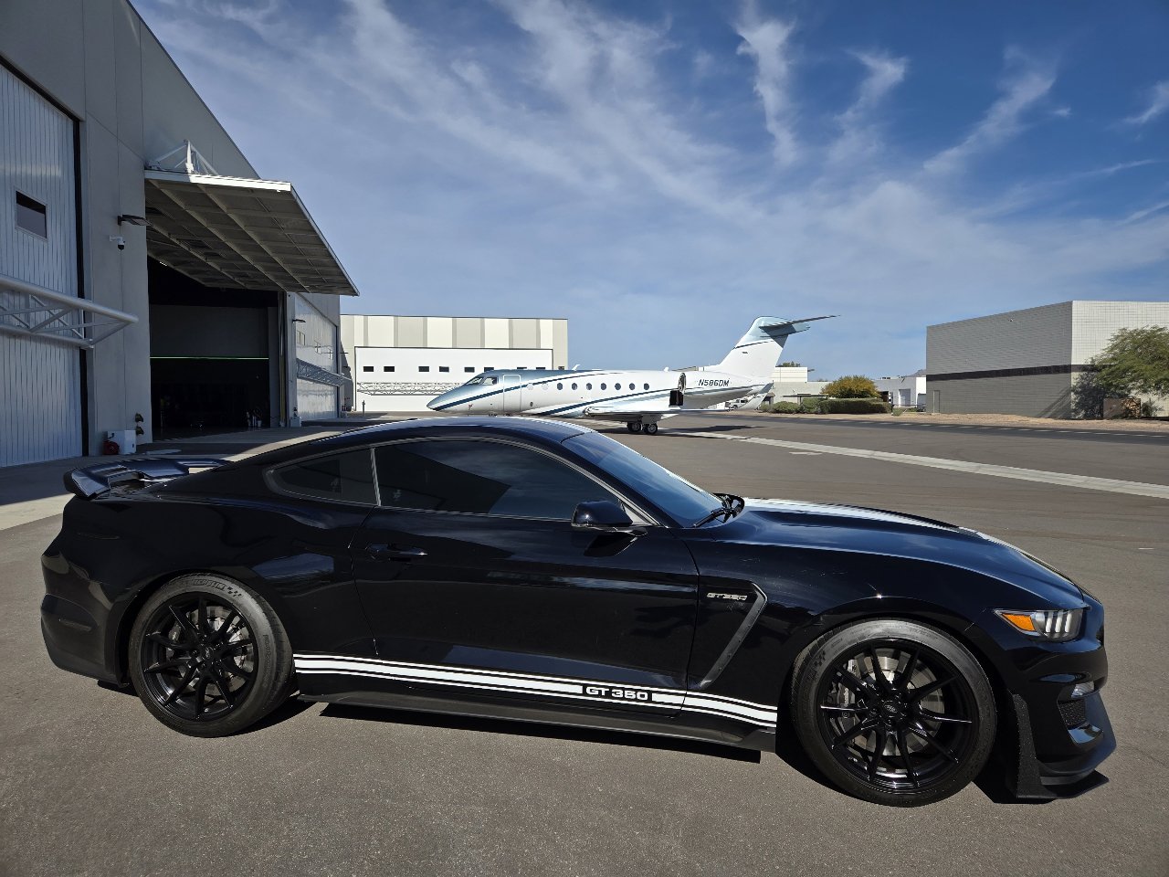 Used 2019 Ford Mustang Shelby GT350 w/ Technology Package image 1