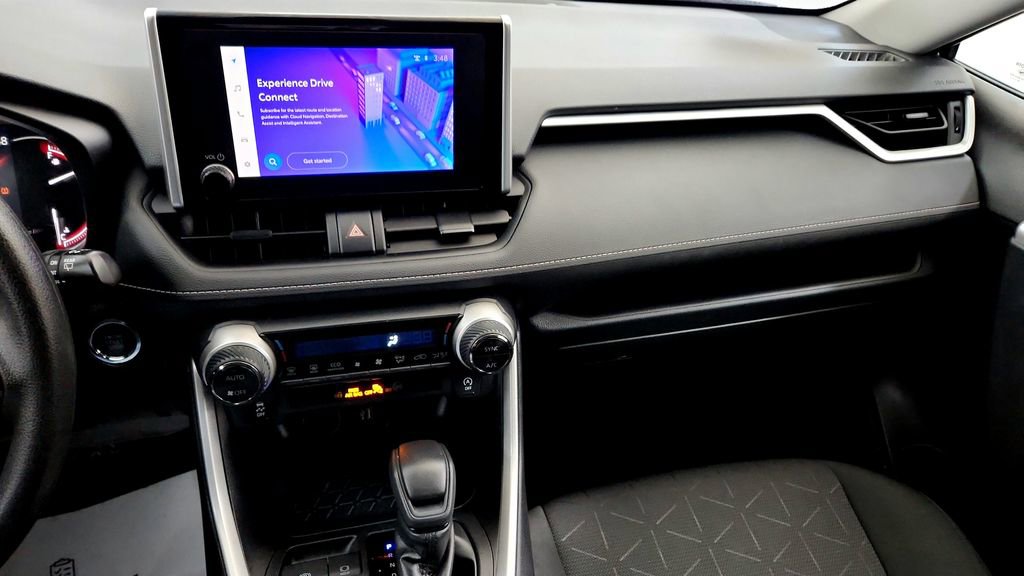 Certified 2025 Toyota RAV4 XLE AWD/4WD image 29