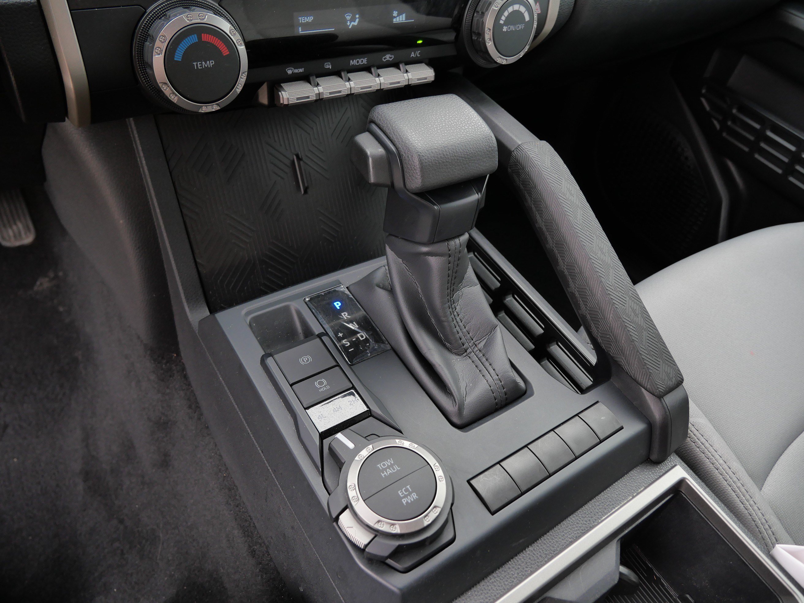 Certified 2024 Toyota Tacoma SR5 AWD/4WD image 25