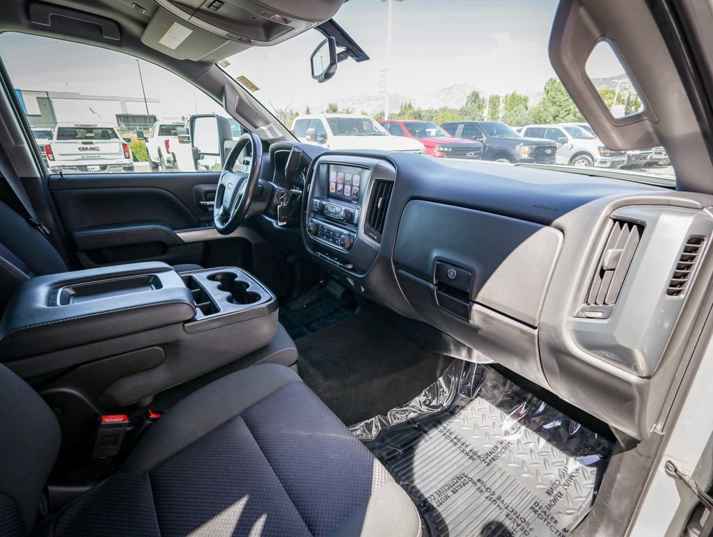 Used 2017 Chevrolet Silverado 2500 LT AWD/4WD image 22