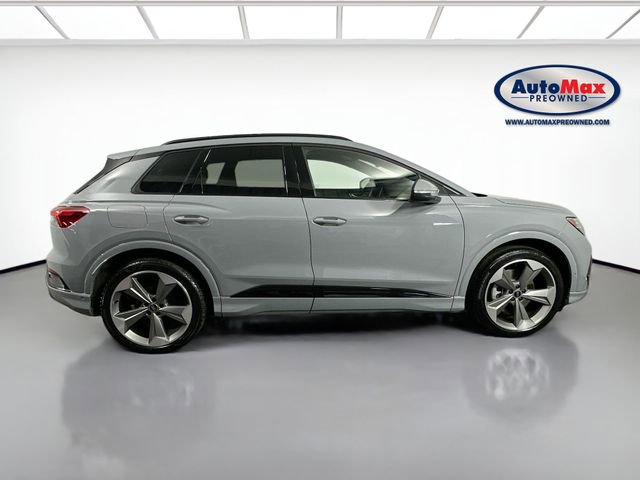 Used 2024 Audi Q4 e-tron Prestige w/ Black Optic Package image 10