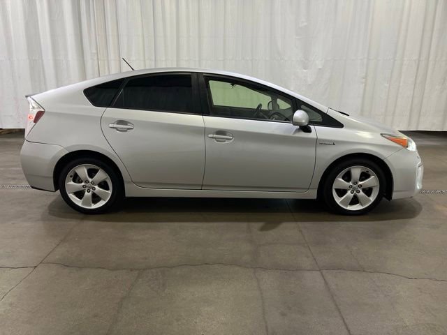 Used 2012 Toyota Prius Five FWD image 3